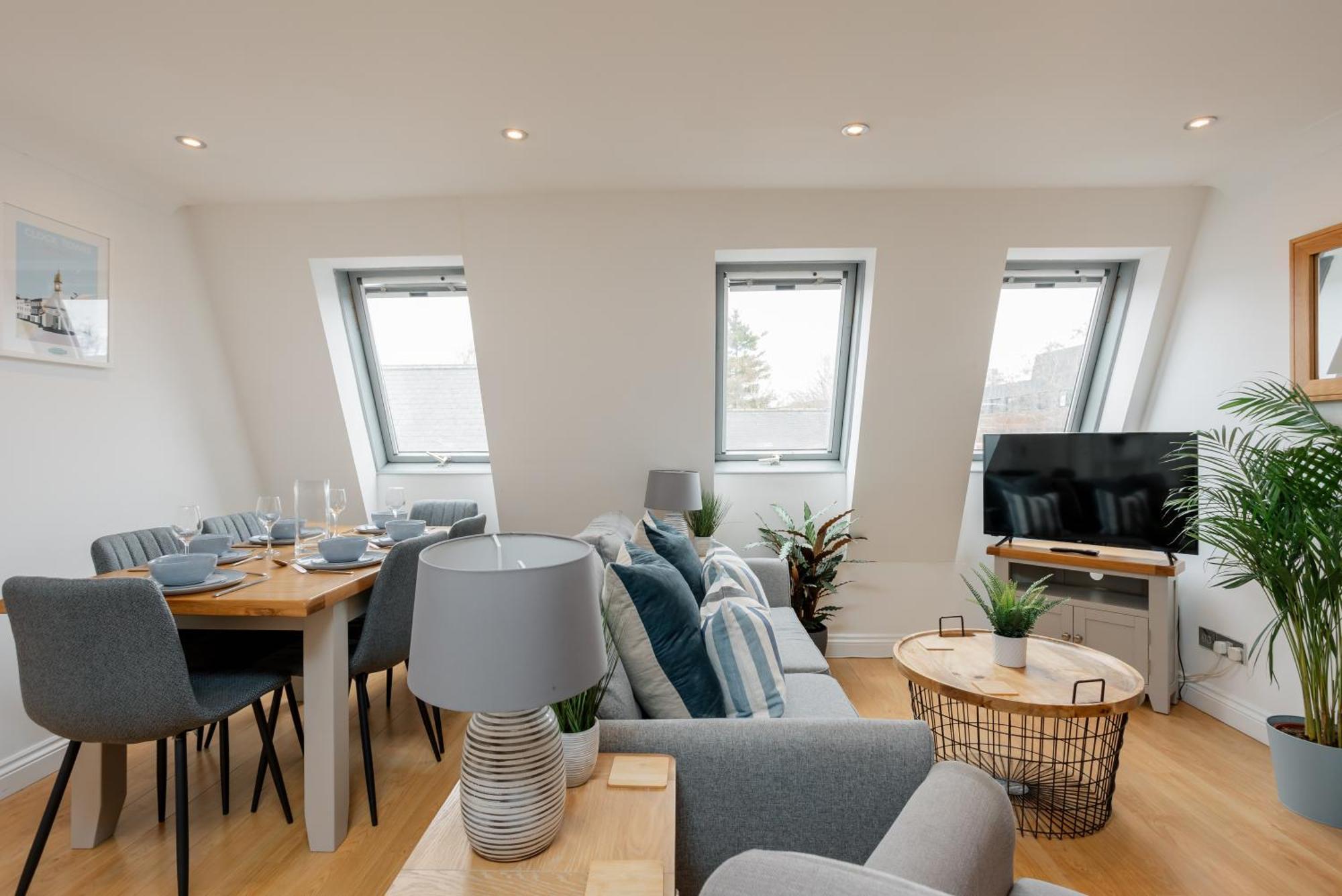 Starhost Residences - Central 3 Bed Apartment At Regents Court, Newbury Newbury (Berkshire) Exterior foto